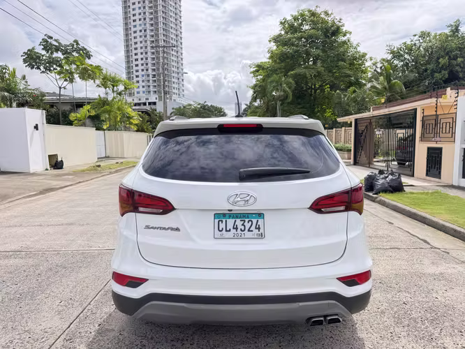 Hyundai Santa Fe 2018 - Imagen 5