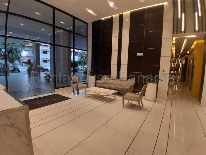 LGU-Alquiler de apartamento amoblado en Bella Vista, PH Balboa Bay. - Imagen 2