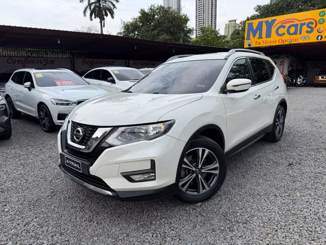 NISSAN X-TRAIL 2020 TECHO PANORAMICO