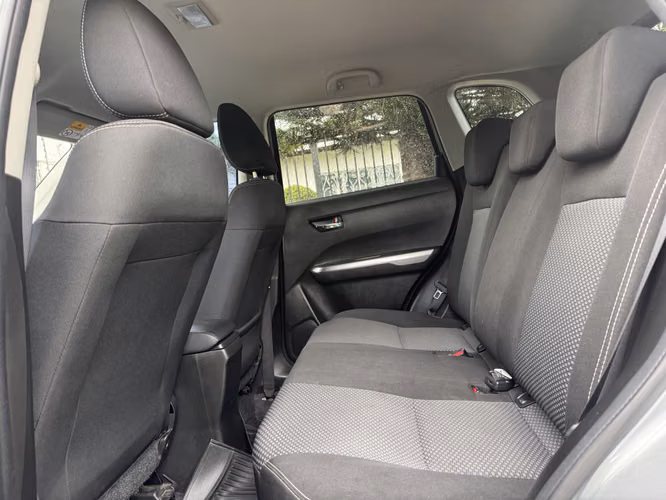 Suzuki Viatara 2023 4x4 - Imagen 7