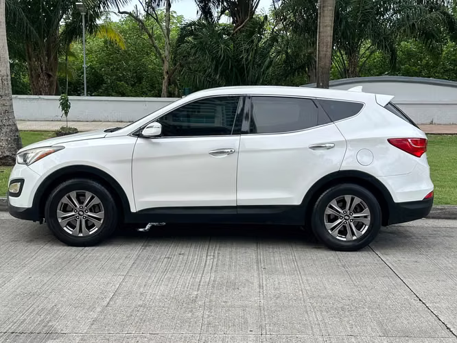 2016 Hyundai Santa Fe Sport AWD • Única Dueña • Pantalla Android / CarPlay santa fe - Imagen 3
