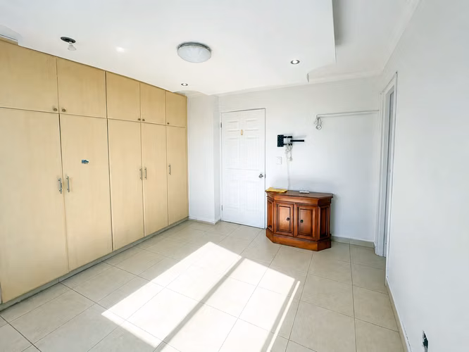 Apartamento de lujo en Bella Vista, Ciudad de Panamá, Panamá - Imagen 9