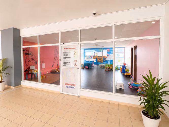 Apartamento de lujo en Bella Vista, Ciudad de Panamá, Panamá - Imagen 11