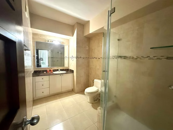 Avenida Balboa | P.H. Grand Bay Tower | 2Rec Amoblado ($1,100) - Imagen 3
