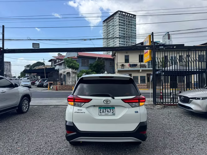 TOYOTA RUSH 2021 AUTOMATICO - Imagen 7