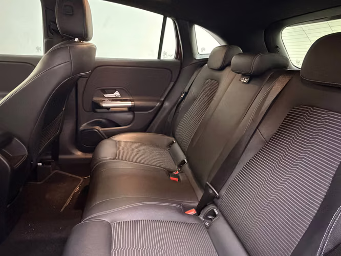 Mercedes Benz GLA