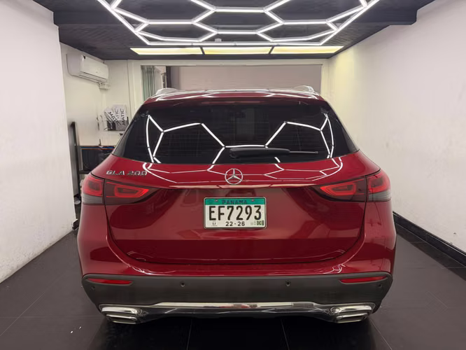Mercedes Benz GLA