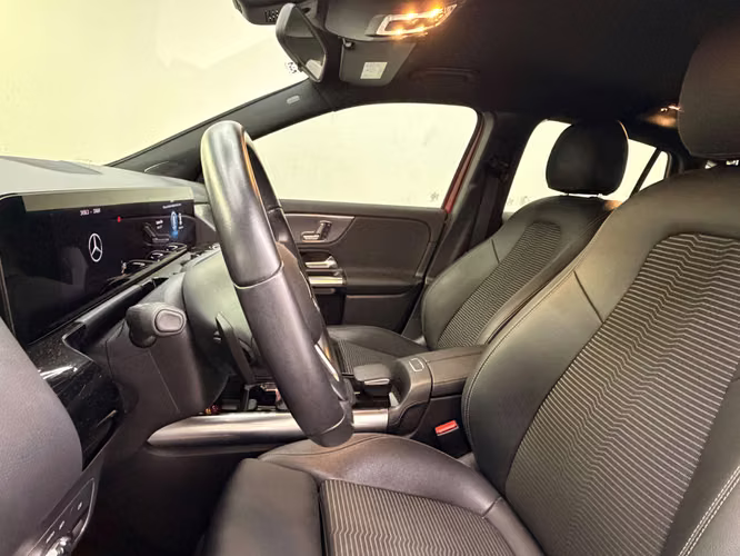 Mercedes Benz GLA