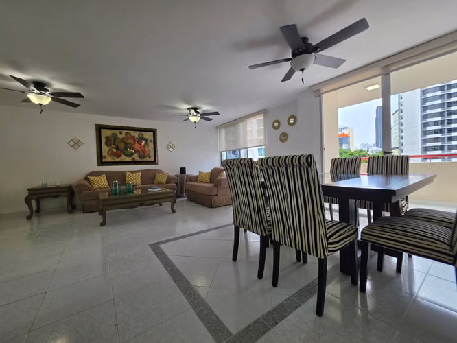 Apartamento en venta en el Cangrejo remodelado DEL CARIBE