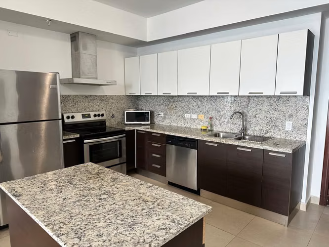 Venta Pta Pacífica | P.H. Oceanaire | Amoblado ($220,000) - Imagen 4