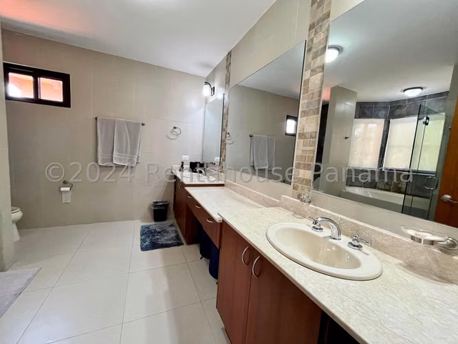 VENDO. Casa en Residencial EL DORAL en Costa Sur. 345m2 - Imagen 16