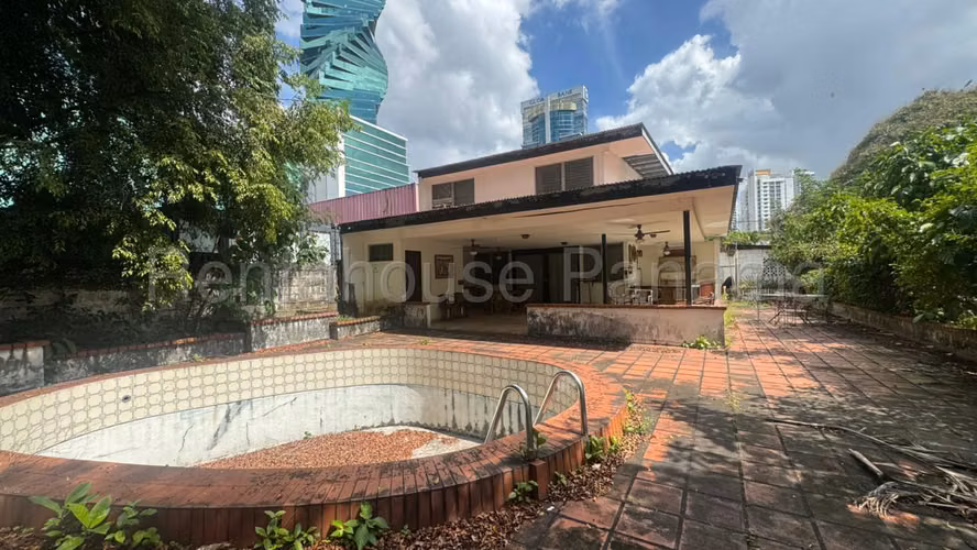 VENDO Casa en Calle 50 Comercial o Residencial . 410m2 - Imagen 6