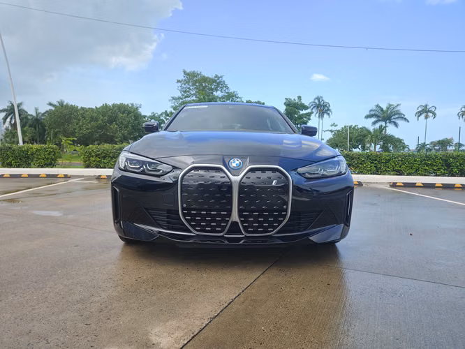 BMW i4 - Imagen 2