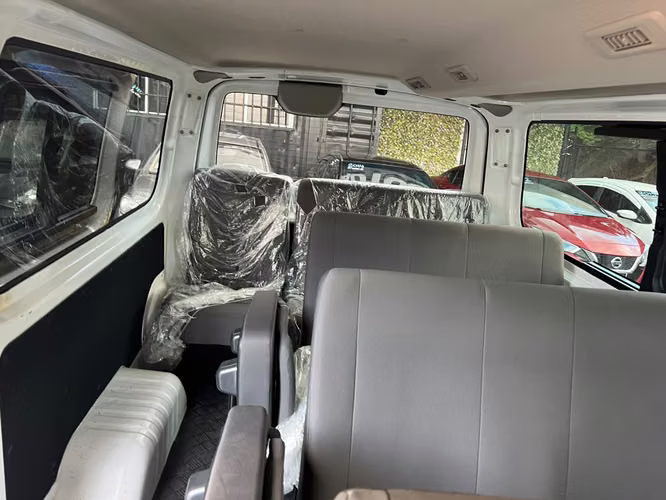 NISSAN URVAN COLEGIAL SIN USO SUPER AUTOS ACEPTAMOS TRADE IN - Imagen 7