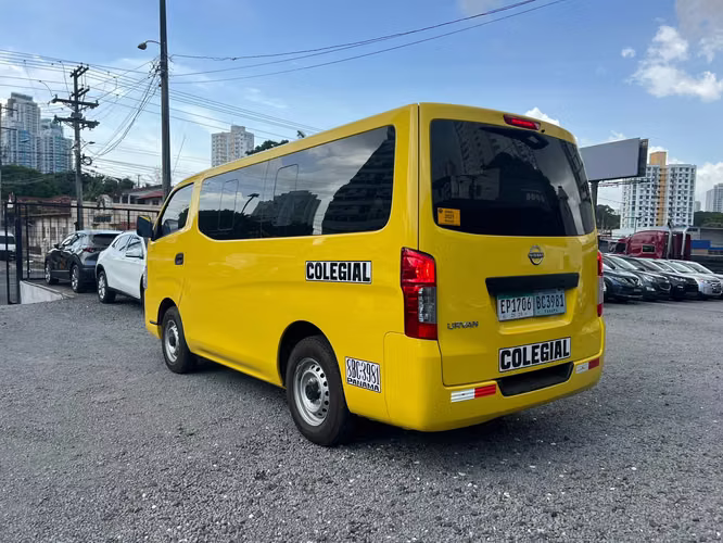 NISSAN URVAN COLEGIAL SIN USO SUPER AUTOS ACEPTAMOS TRADE IN - Imagen 5