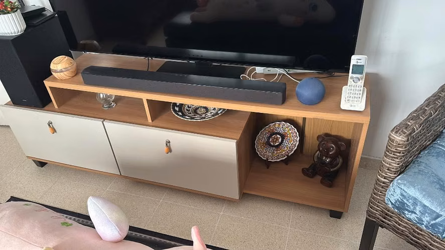 Euqipo de sonido LG y mueble para TV - Imagen 2