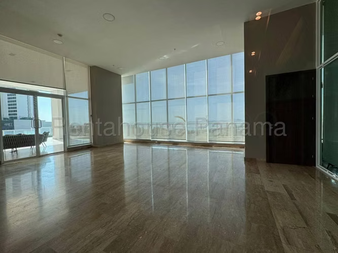263931. Se vende apartamento impecable de 135m, 3 recámaras, 3 baños - Imagen 10