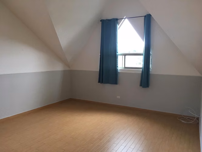 Embassy Gardens. 555mts 4r 3.5b estudio piscina $755,000.00neg - Imagen 8