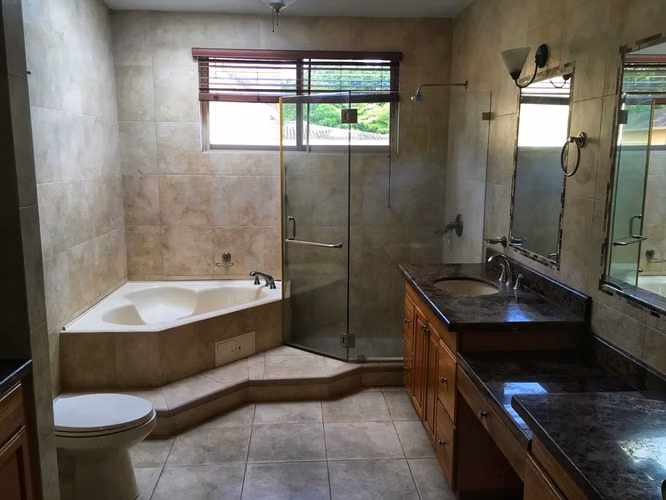 Embassy Gardens. 555mts 4r 3.5b estudio piscina $755,000.00neg - Imagen 18