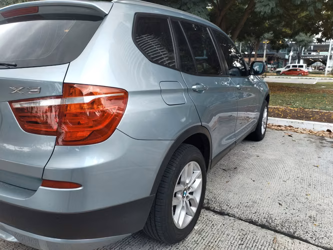 BMW X3 2014 – Elegancia, Rendimiento y Oportunidad Ejecutiva - Imagen 9