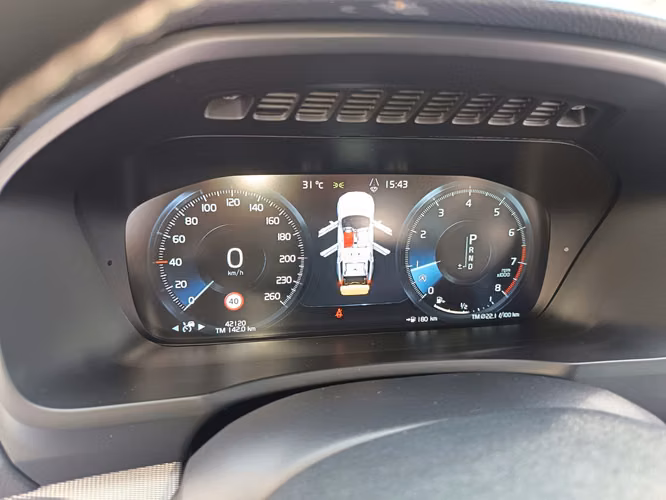 Volvo XC 90 T-6 R AWD Como Nuevo Coche Esposa