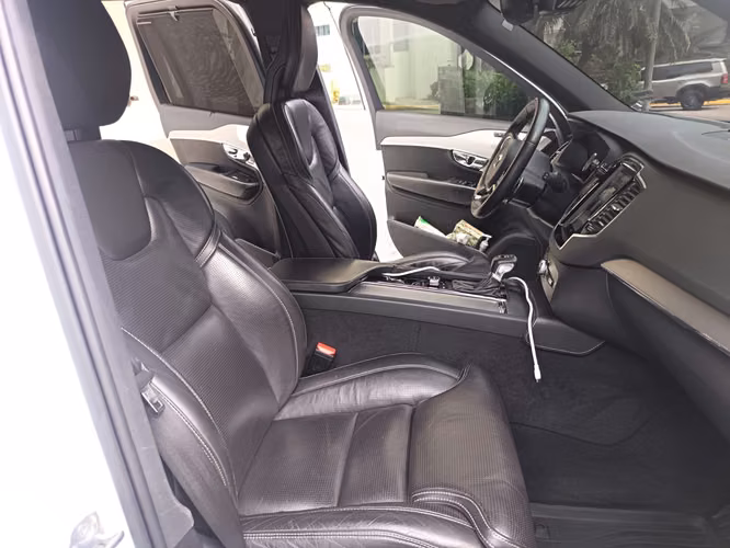 Volvo XC 90 T-6 R AWD Como Nuevo Coche Esposa