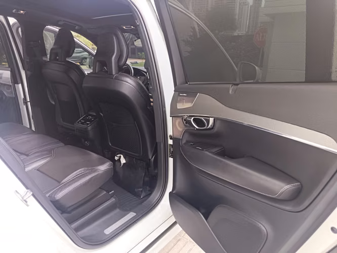 Volvo XC 90 T-6 R AWD Como Nuevo Coche Esposa
