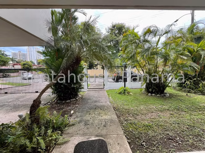 Vendo Casa de 1003 m² en El Carmen 26-3461GG - Imagen 2