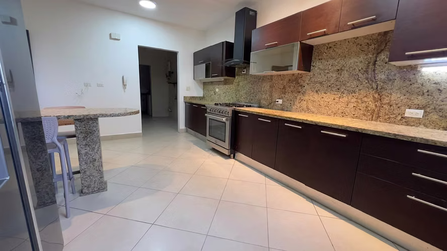 ALQUILER APARTAMENTO ALBROOK EMBASSY VILLAGE - Imagen 5