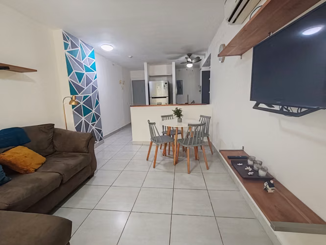 Furnished apartment on Via España with 80m2 and 2 bedrooms