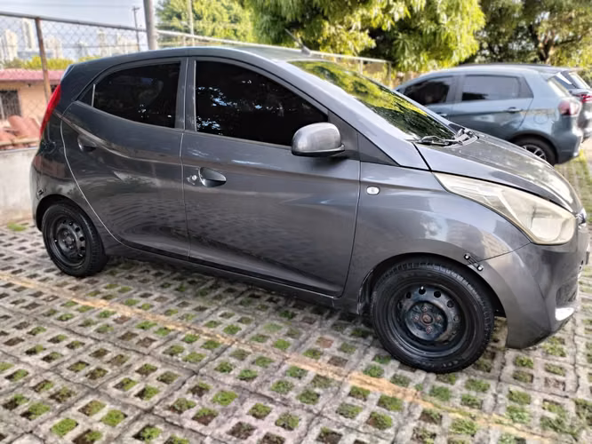 Hyundai Eon 2015 Manual - Súper Económico - Imagen 3
