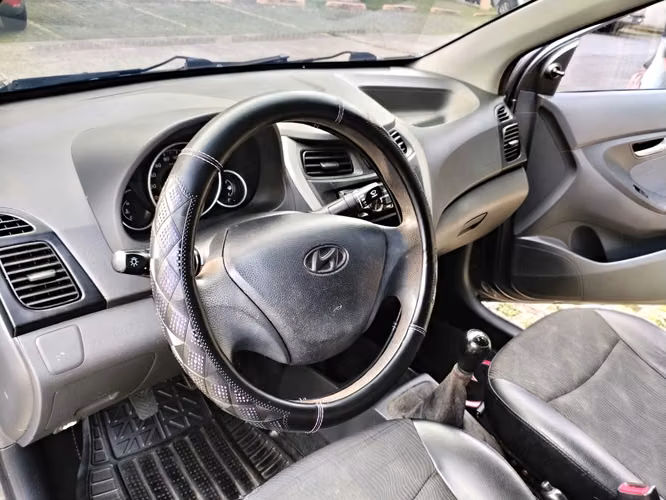 Hyundai Eon 2015 Manual - Súper Económico - Imagen 4