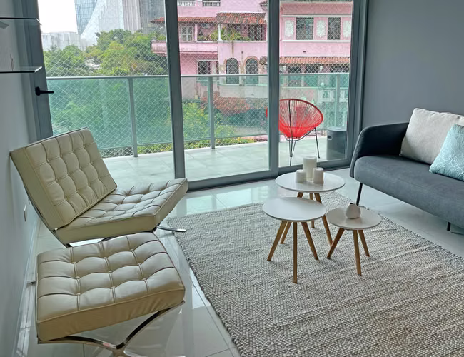 Apartamento en Avenida Balboa I 2 Rec I Amoblado I Con balcón y vista a la ciudad - Imagen 3