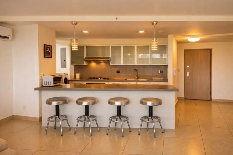 ! Apartamento en Clayton 150m2 | 3 Recamaras | 2 parking Amoblado - Imagen 9
