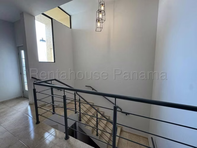 Venta de acsa en Vista del Lago 27MVCH1262