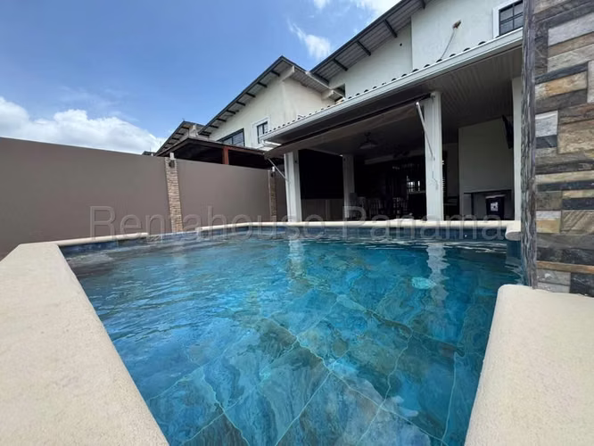 Venta de acsa en Vista del Lago 27MVCH1262