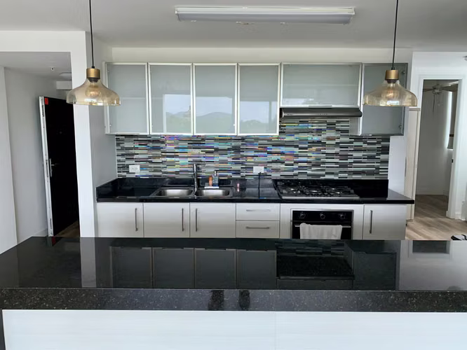 ALQUILO ESPECTACULAR APARTAMENTO EN CLAYTON PARK - Imagen 3