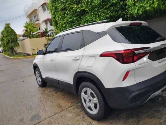 KIA SELTOS 2023 AUTOMÁTICA NEGOCIABLE - Imagen 12