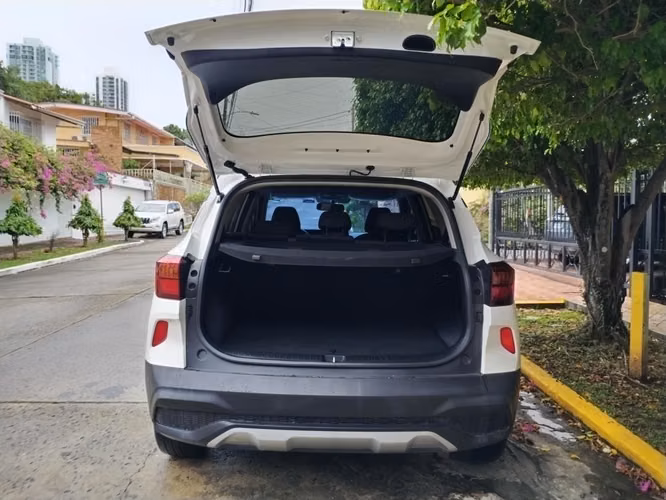KIA SELTOS 2023 AUTOMÁTICA NEGOCIABLE - Imagen 11