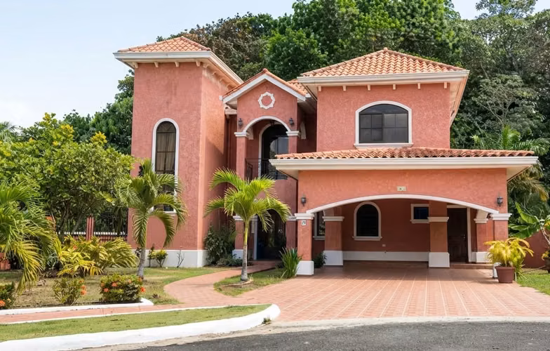 Casa en Clayton  Residencial privado I Amplia y Elegante Con patio - Imagen 14