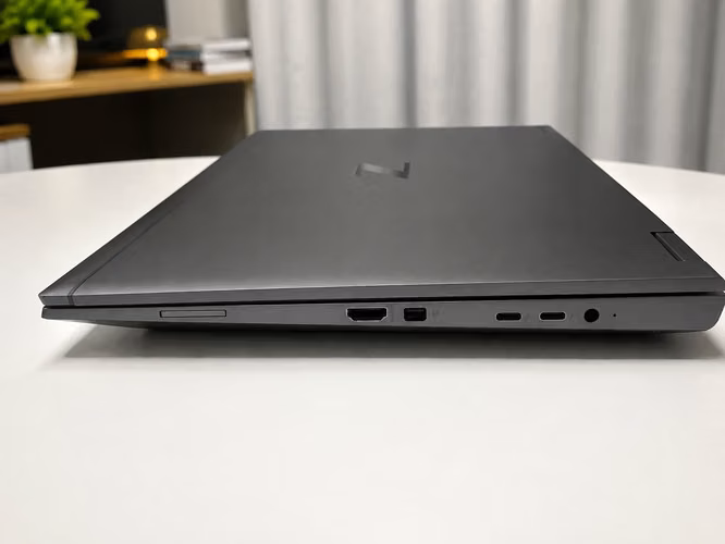 HP ZBook Fury 15.6" G8 | i7-11850H | 32GB RAM | RTX A3000 6GB | 512GB NVMe - Imagen 5