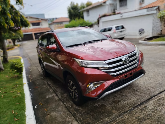 TOYOTA RUSH 2022 AUTOMÁTICA NEGOCIABLE - Imagen 3