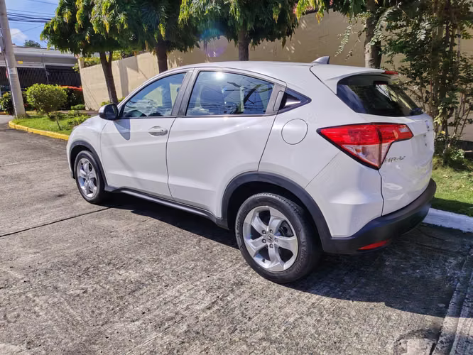 HONDA HRV 2016 AUTOMÁTICA NEGOCIABLE - Imagen 14