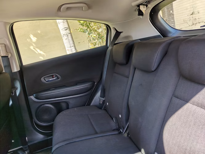 HONDA HRV 2016 AUTOMÁTICA NEGOCIABLE - Imagen 8