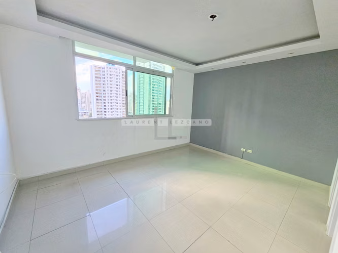 Venta de Apartamento en PH Astoria - El Cangrejo. Haga una oferta