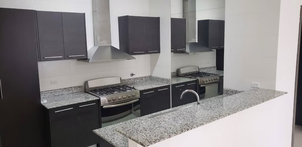 Amplio Apartamento en Alquiler | San Francisco | 148 m² | 2 Recámaras | 2 Parking | $1,900