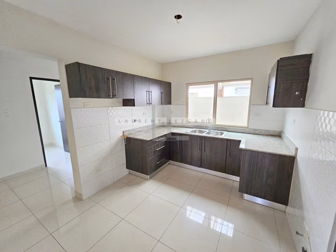 Venta de Casa en Esquina Residencial Spring Hills - Costa Verde. Negociable - Imagen 4