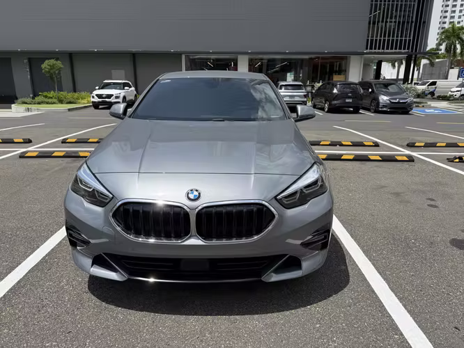BMW 218i 2024 – IMPECABLE