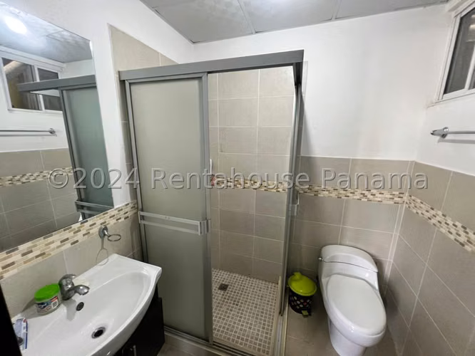 Venta de Apartamento en Villa Zaita Ph PH Emerald Village KC