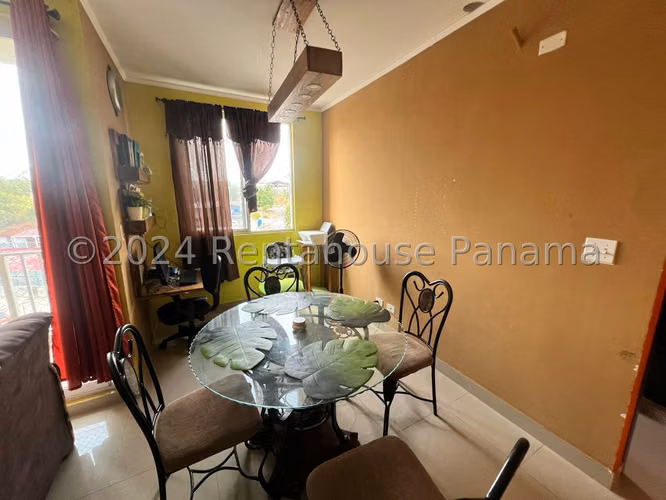 Venta de Apartamento en Villa Zaita Ph PH Emerald Village KC